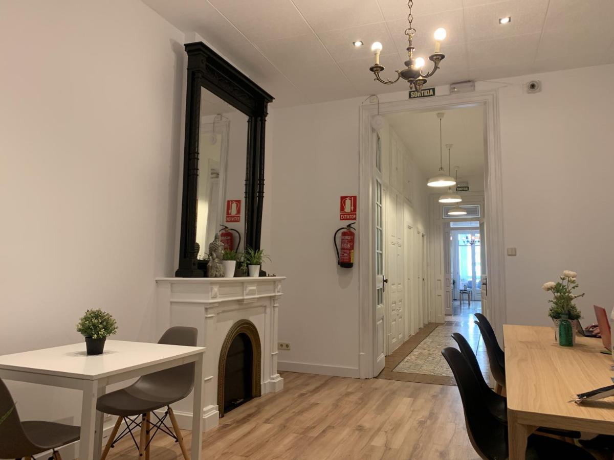 Coimpact Coliving Bruc Hostel Barcelona Ngoại thất bức ảnh